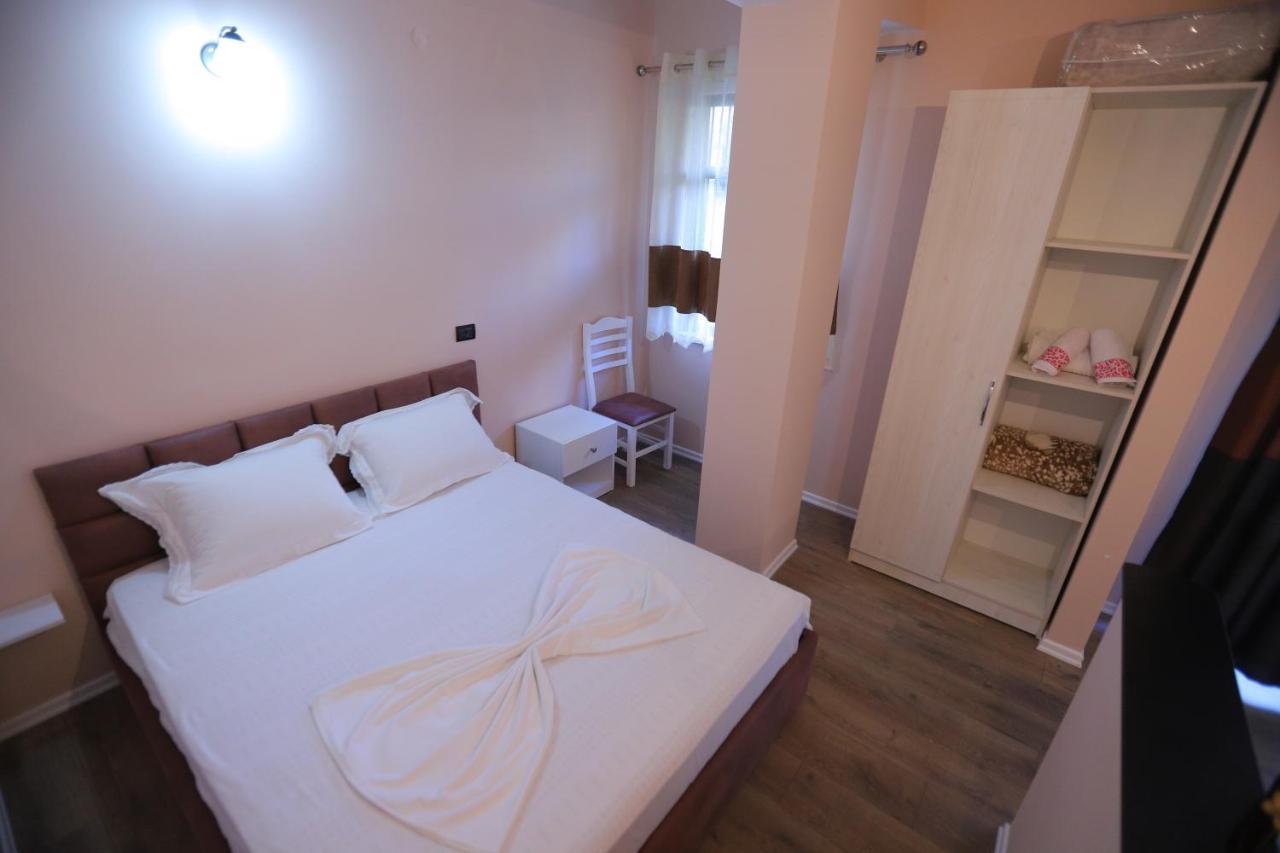 D1 Rooms & Apartments Tirana Exterior foto